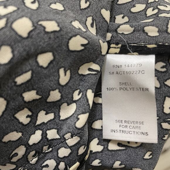 ACOA Black Button Up V-Neck Blouse Sz Large Leopard Print Pattern Poet Sleeves - Picture 7 of 9